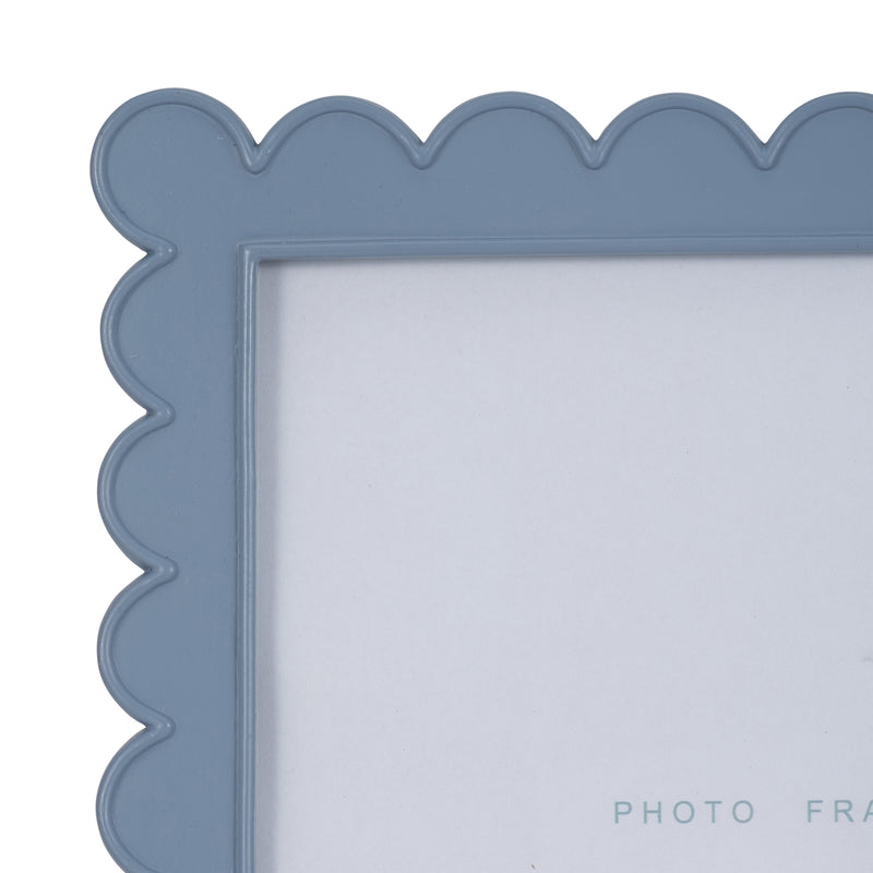 8x10 Scallop Edge Photo Frame, Blue