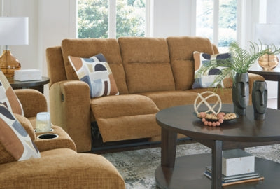 3860588  Kanlow Reclining Sofa