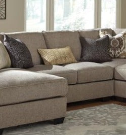 ARMLESS LOVESEAT