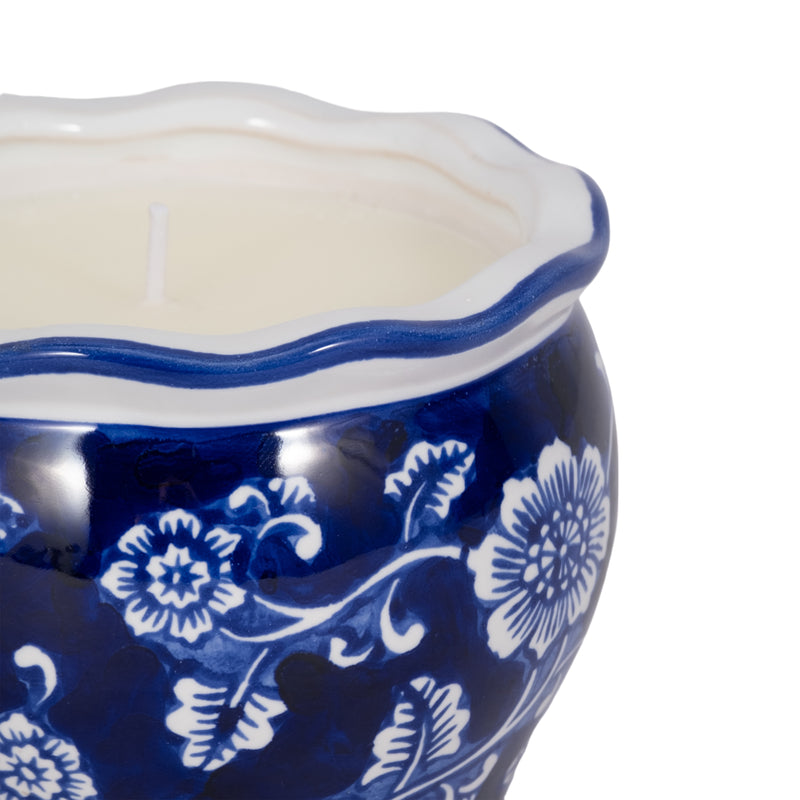 4", 7oz Round Chinoiserie Candle , Blue/white