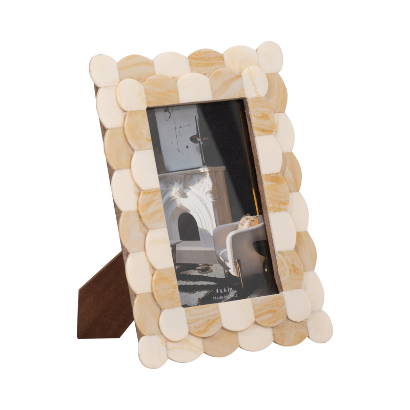 RESIN, 4X6 2-TONE SCALLOPED PHOTO FRAME, IVORY