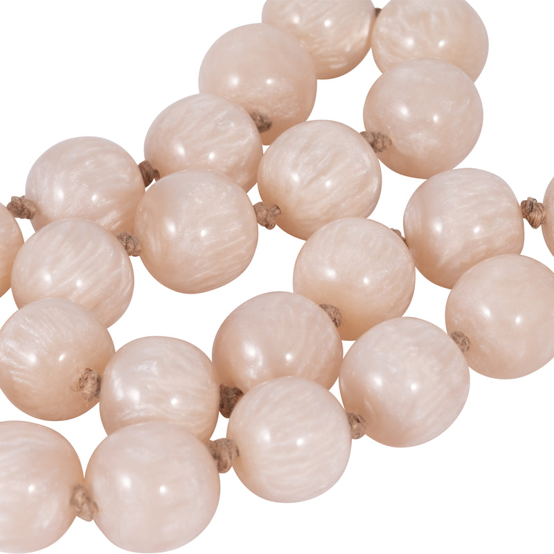 RESIN, 29" BEAD GARLAND, IVORY