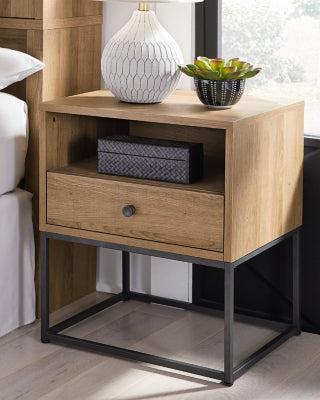 Thadamere Nightstand