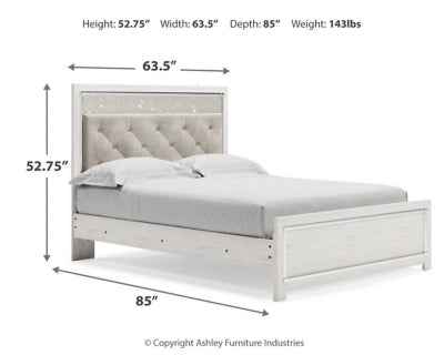 Altyra Queen Panel Bed