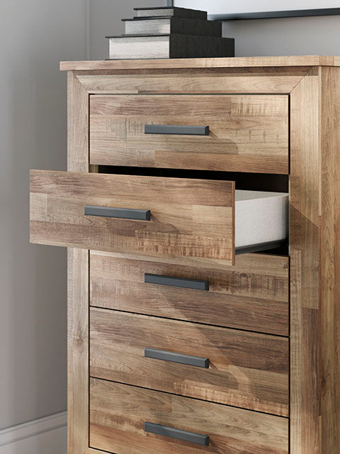 Finaria Five Drawer Chest