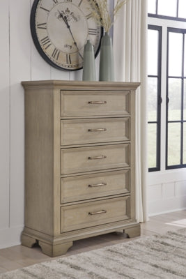 Vallardia Chest of Drawers