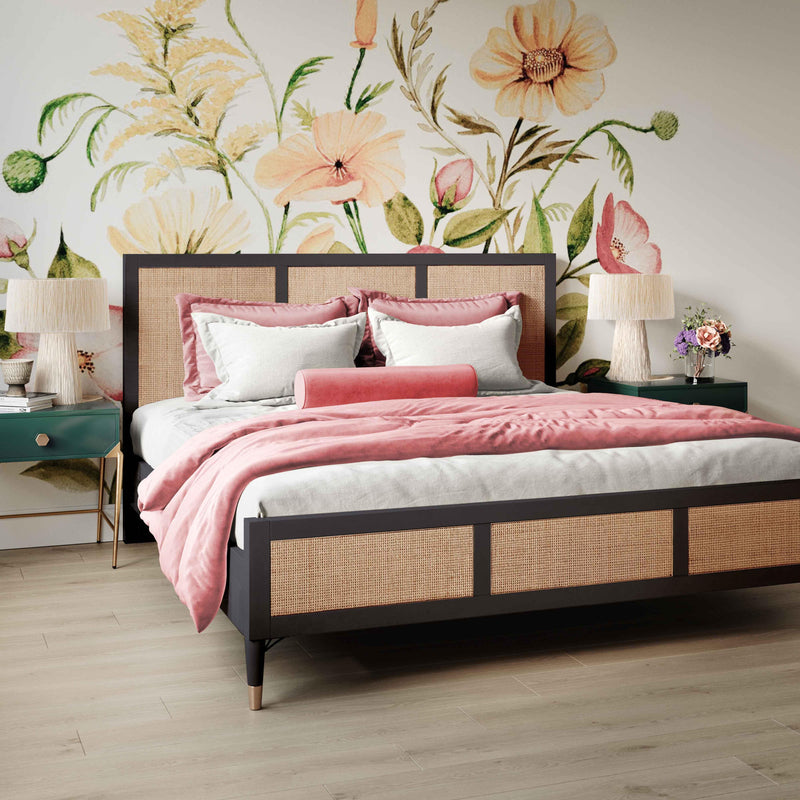 Sierra Noir Bed in Queen