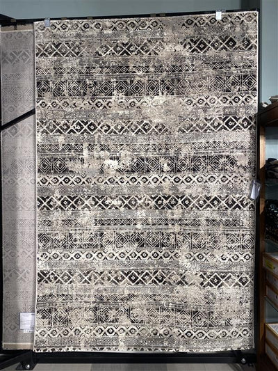 beige and brown rug | سجاد بني وبيج